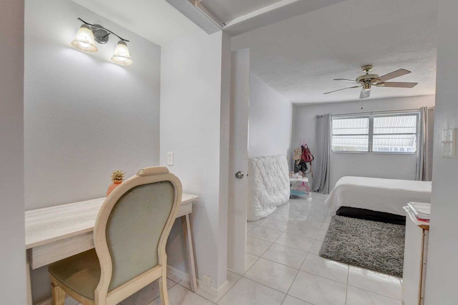 899 SE 2nd Avenue 215 — photo 11