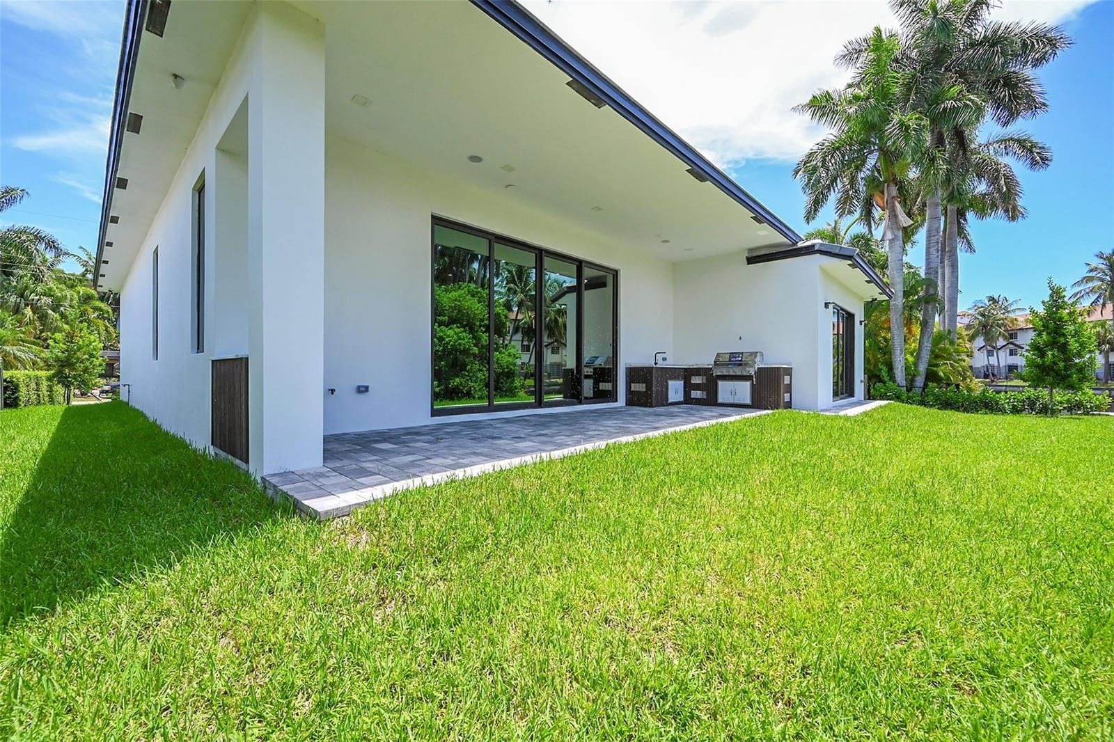 656 NW 21st Street, Wilton Manors, FL 33311 photo 29