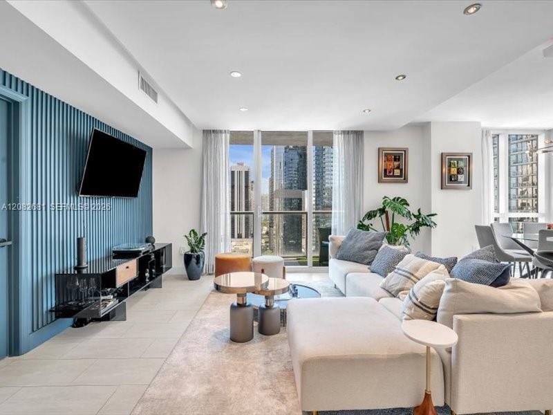 55 SE 6th Street 2902, Miami, FL 33131 photo 10