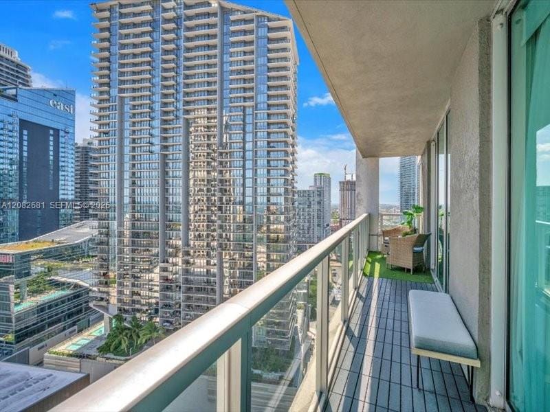 55 SE 6th Street 2902, Miami, FL 33131 photo 4