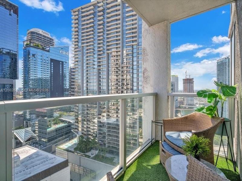 55 SE 6th Street 2902, Miami, FL 33131 photo 8