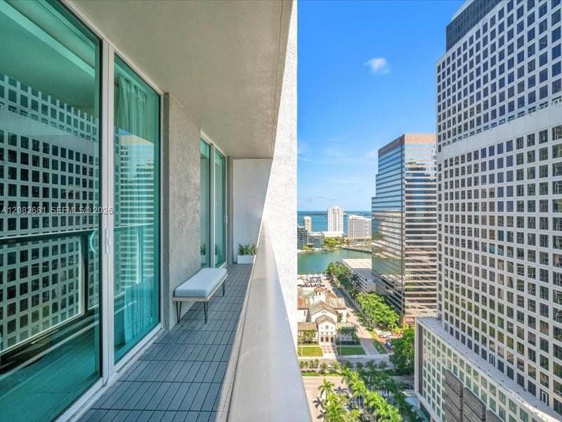 55 SE 6th Street 2902, Miami, FL 33131 photo 9