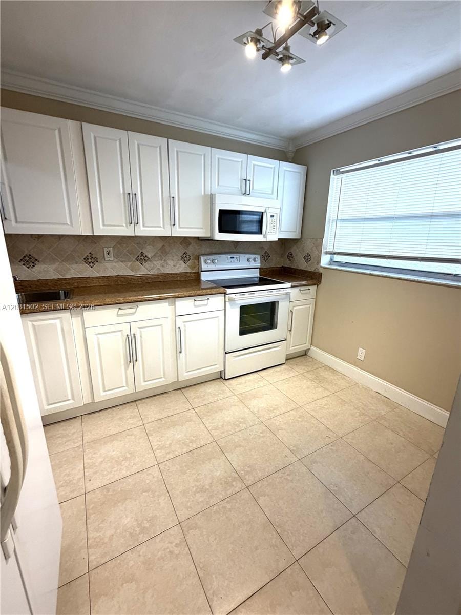1751 NW 75th Avenue 310 — photo 7