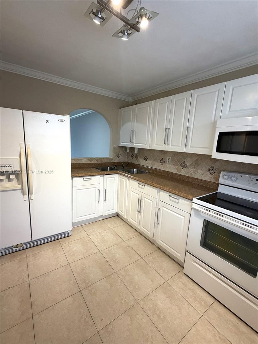 1751 NW 75th Avenue 310 — photo 8