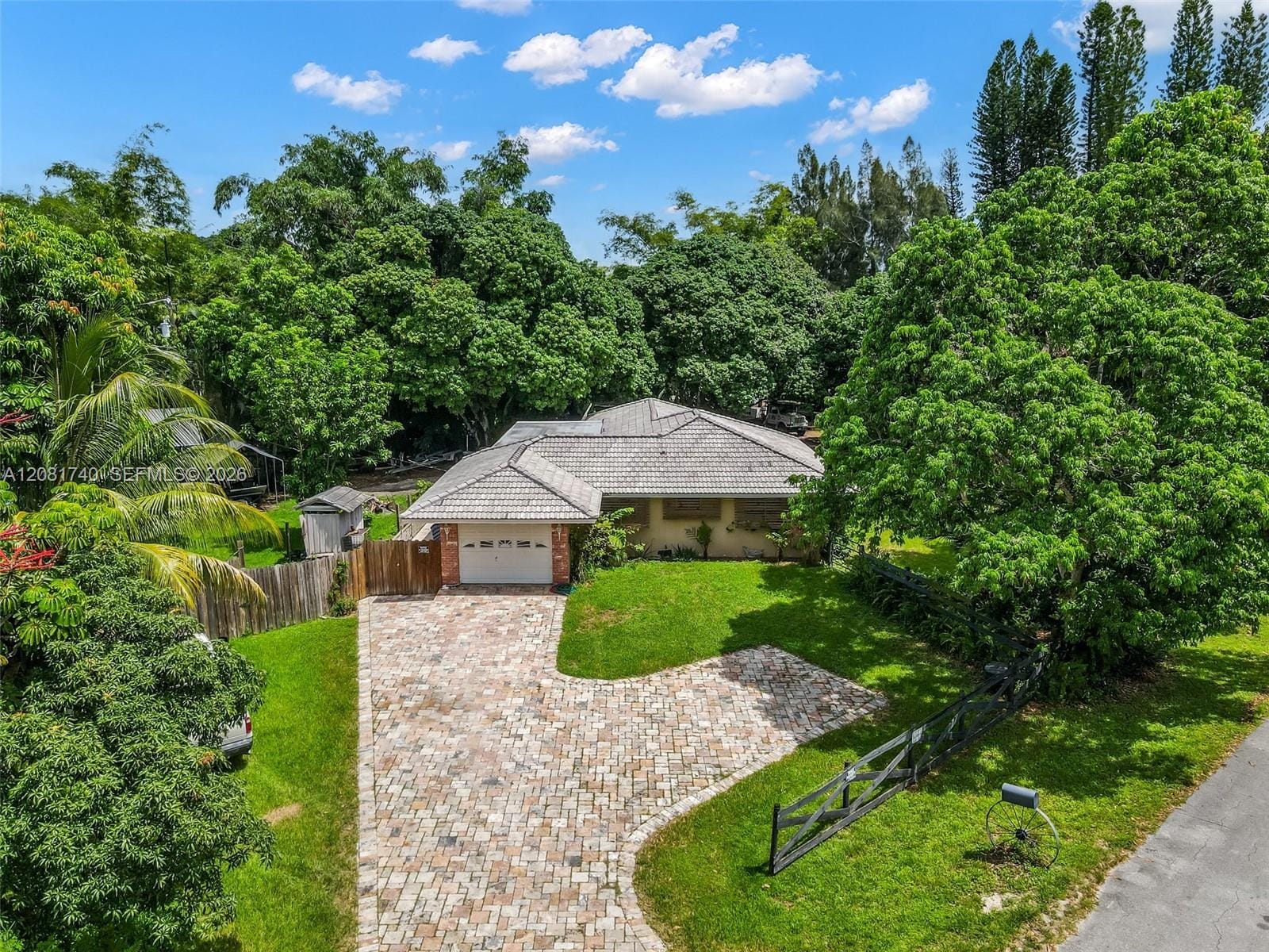 6105 SW 55th Court, Davie, FL 33314 photo 3