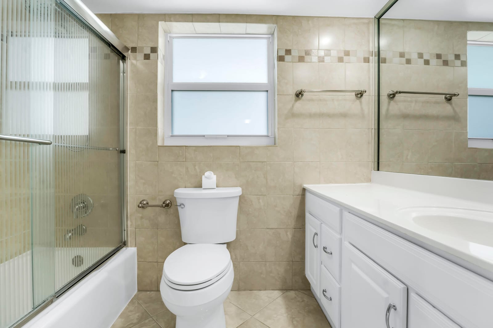 2651 S PALM AIRE Drive 410, Pompano Beach, FL 33069 photo 22