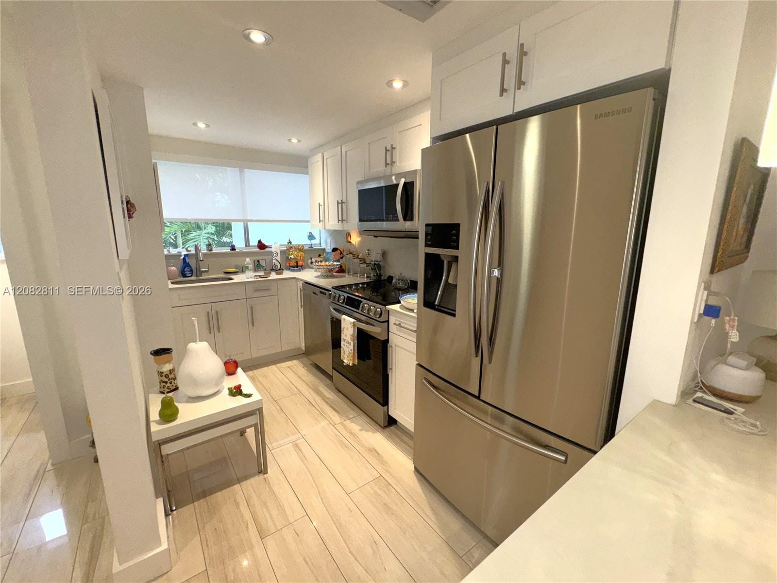 1910 SW 17th Avenue 8 — photo 4