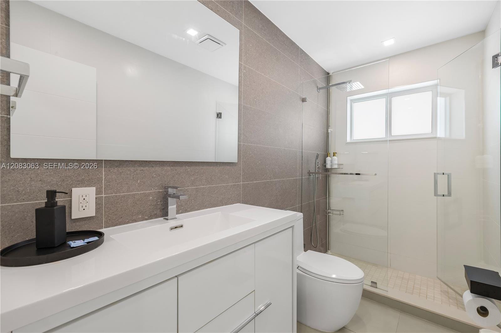 1104 N 13th Terrace, Hollywood, FL 33019 photo 17