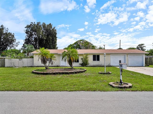 3180 Carol Avenue, Palm Springs, FL 33461