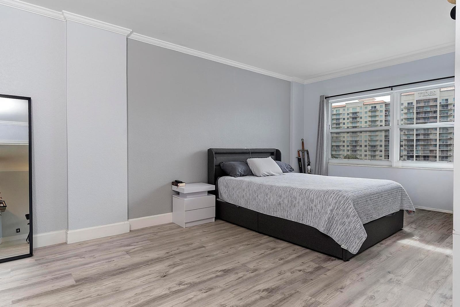 2900 NE 30th Street Apt 8j — photo 6