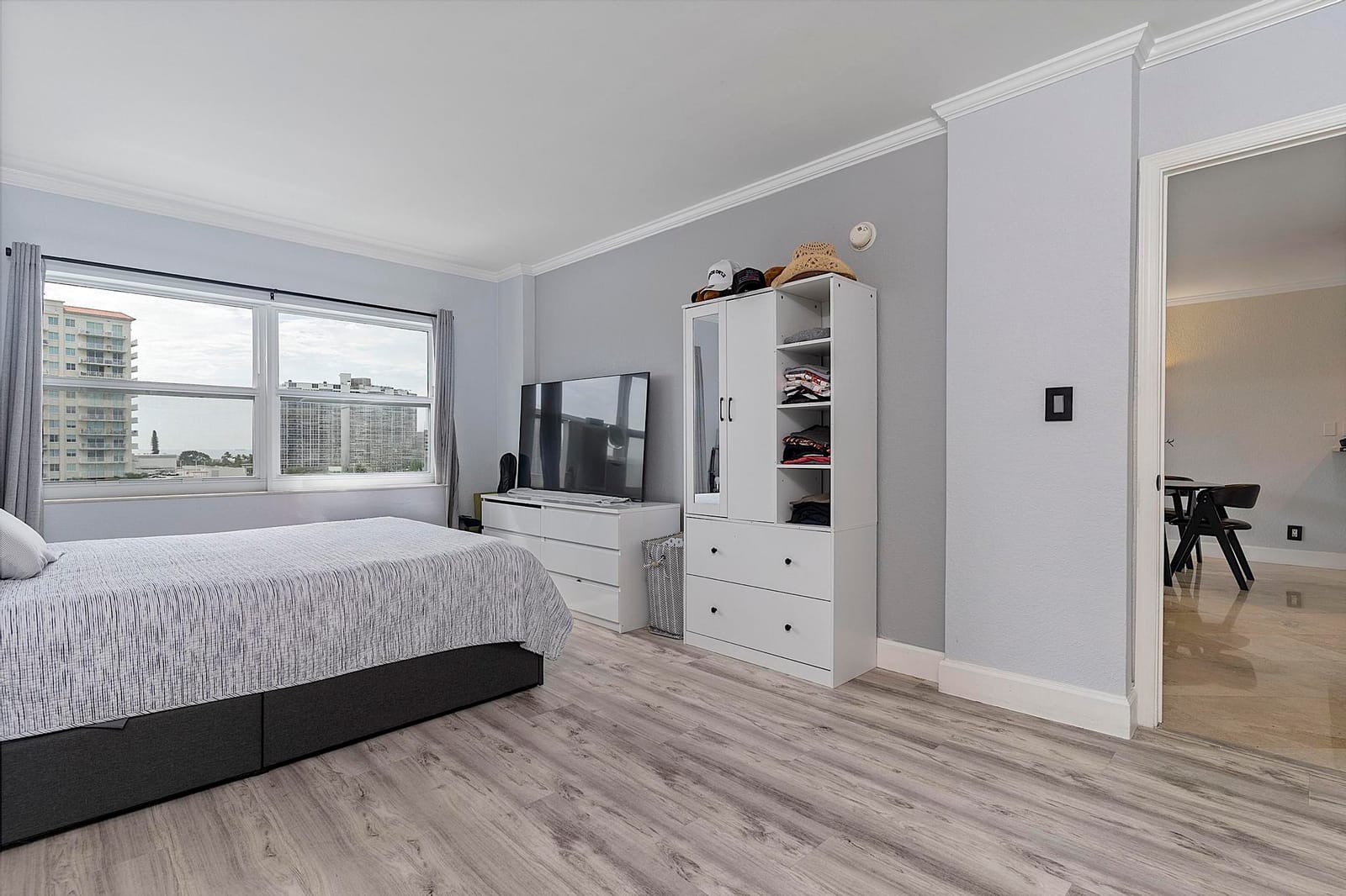 2900 NE 30th Street Apt 8j — photo 7