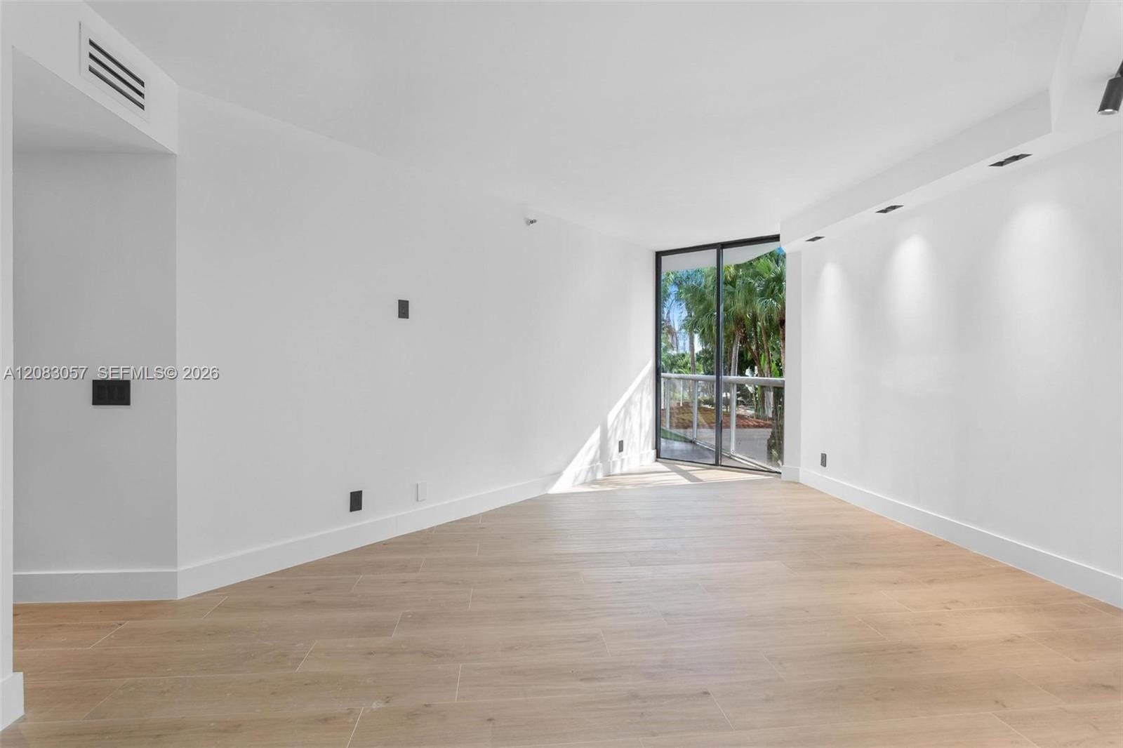 3610 Yacht Club Drive 213, Aventura, FL 33180 photo 17