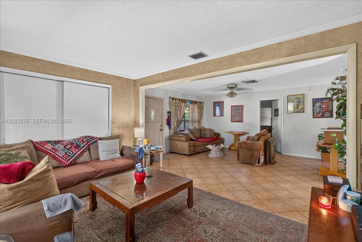 5619 NE 6th Avenue — photo 12