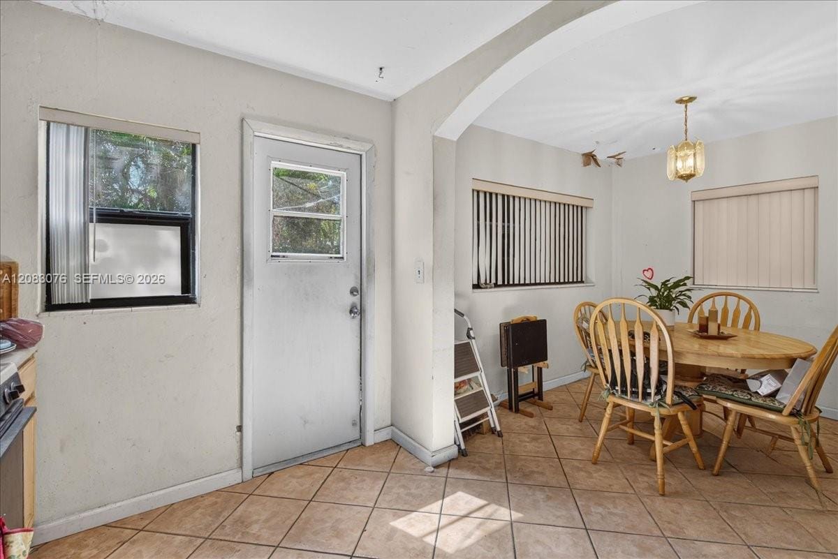 5619 NE 6th Avenue — photo 8