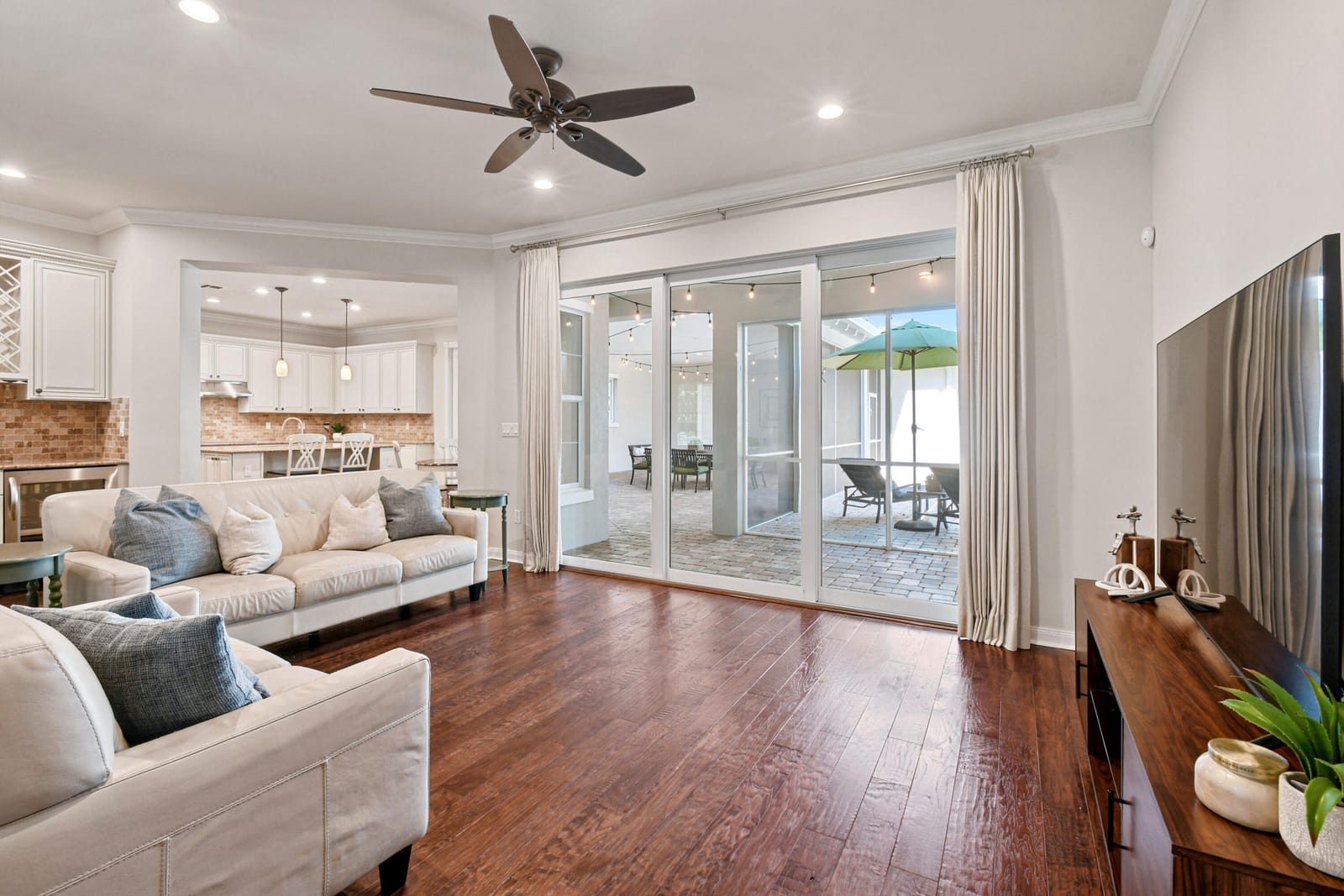 2664 Greenway Drive, Jupiter, FL 33458 photo 17