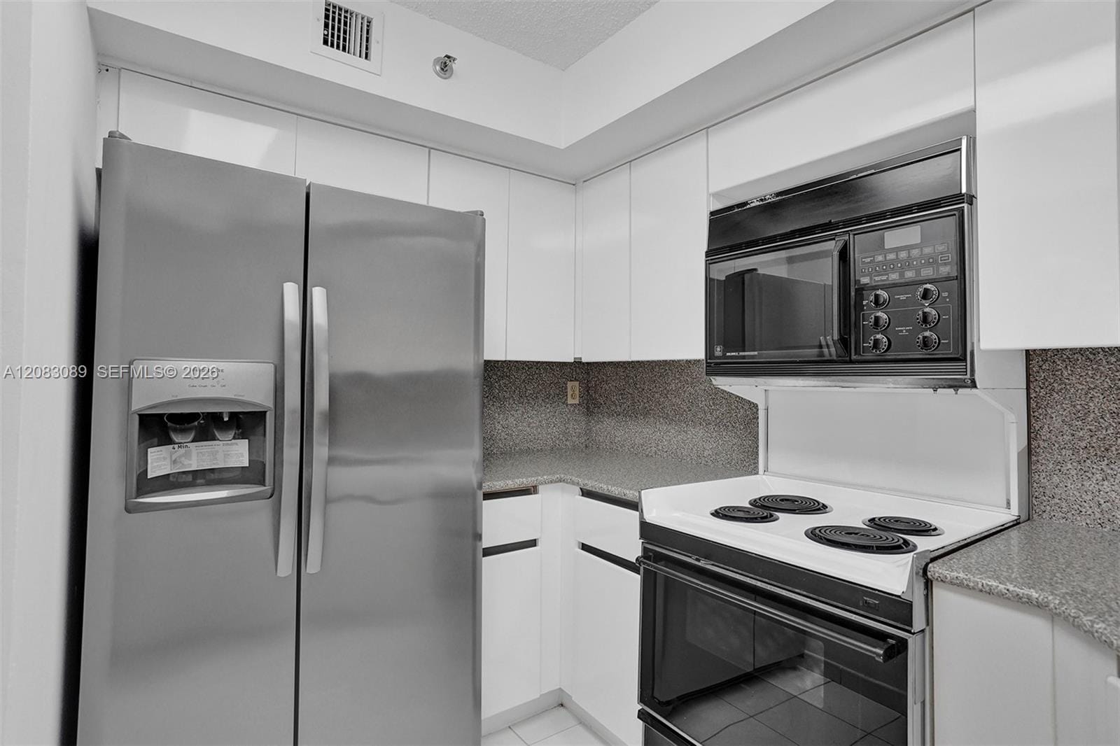 6767 Collins Avenue 307 — photo 5