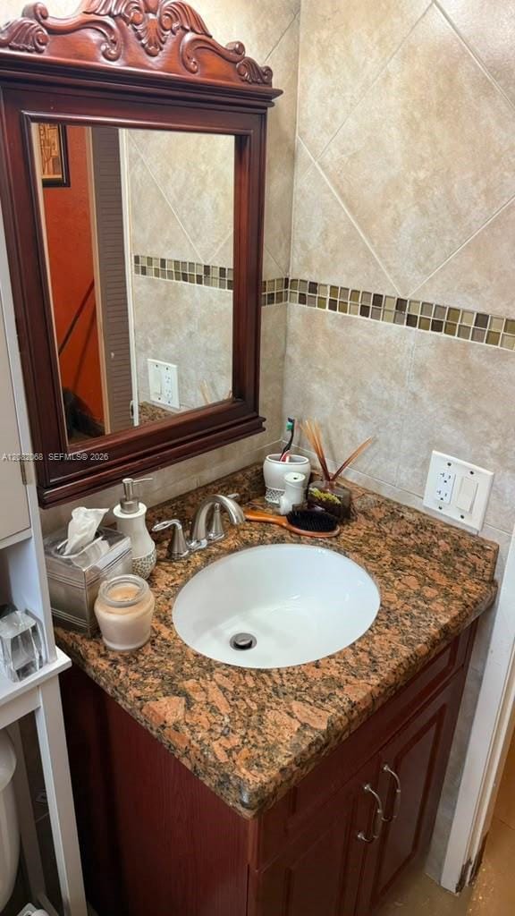 2770 W 61st Place 204, Hialeah, FL 33016 photo 16