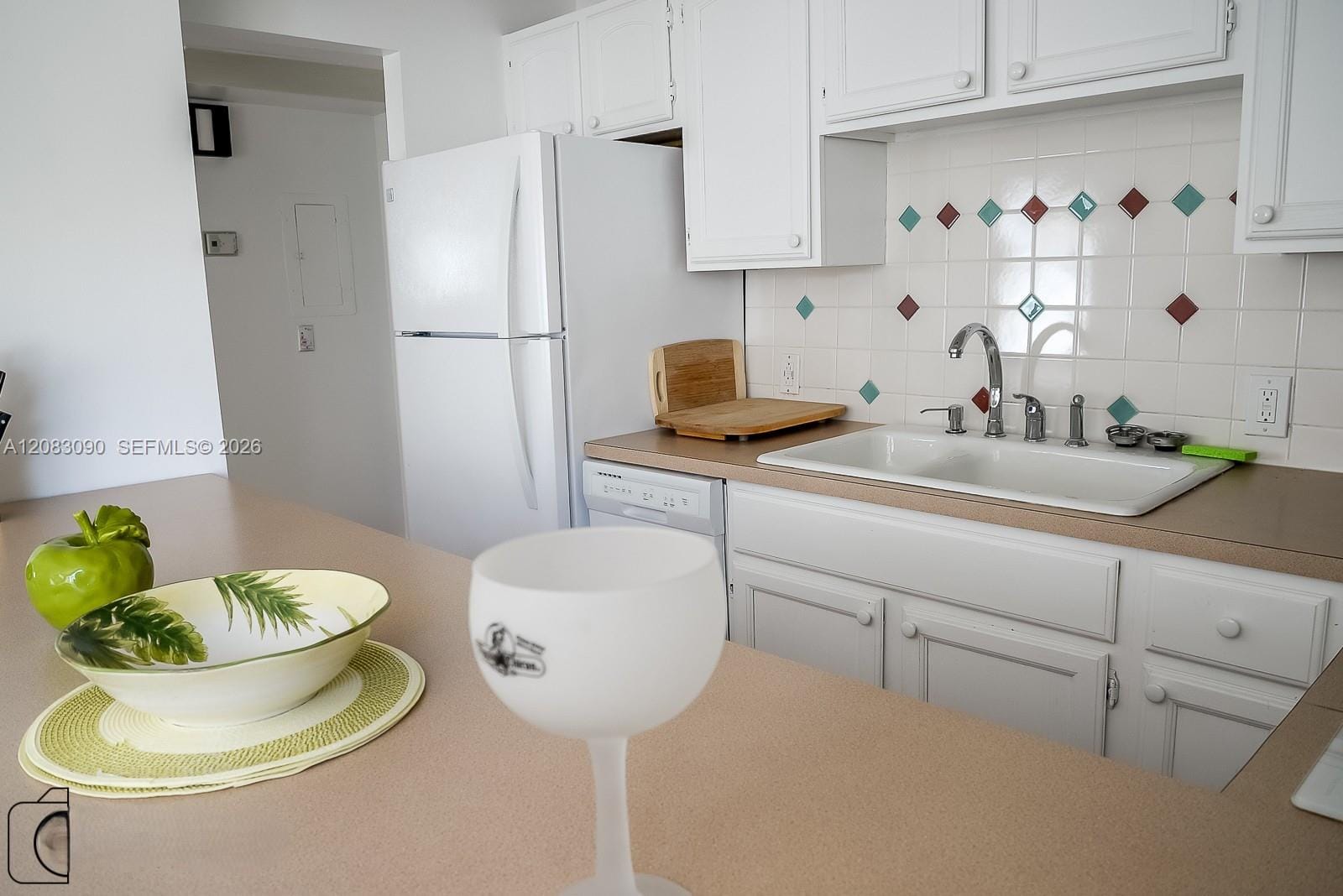 1390 Ocean Drive 201 — photo 7