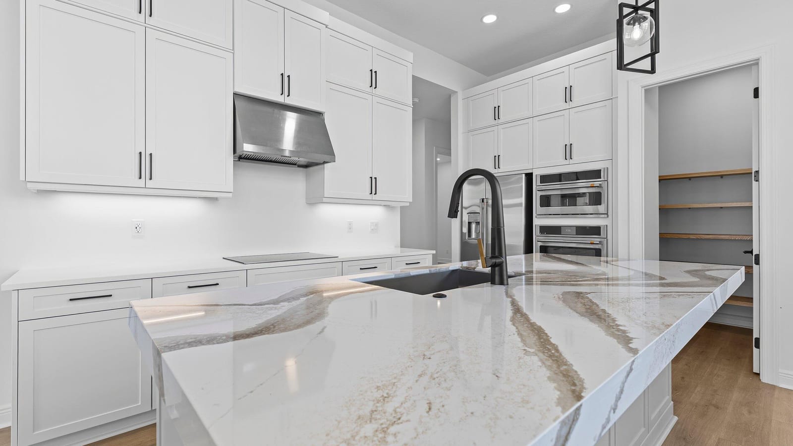 7999 SW ANDREA Way — photo 4