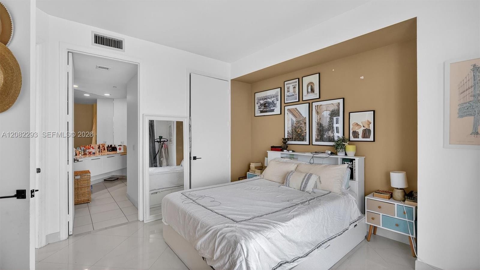 500 Brickell Avenue 4102, Miami, FL 33131 photo 18
