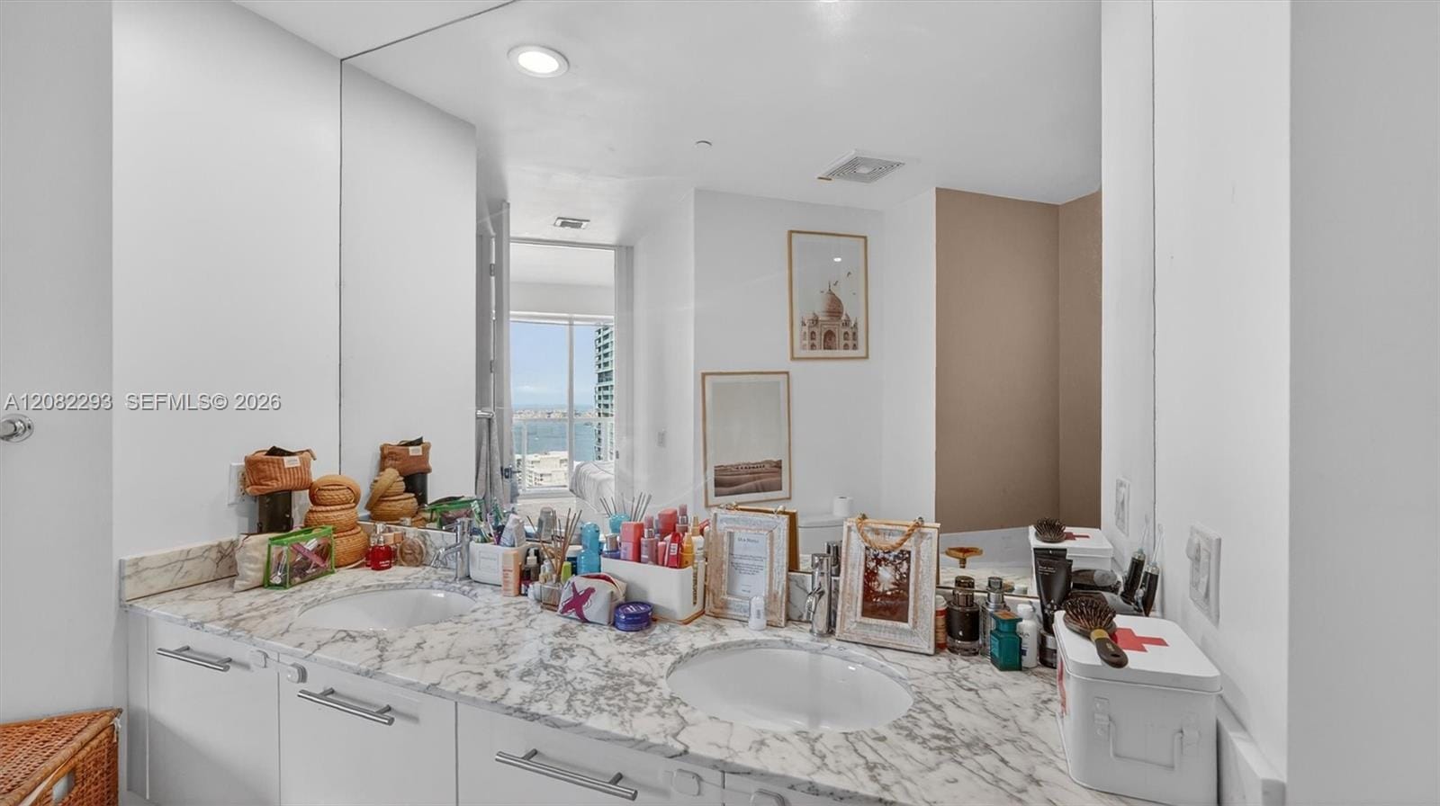500 Brickell Avenue 4102, Miami, FL 33131 photo 19