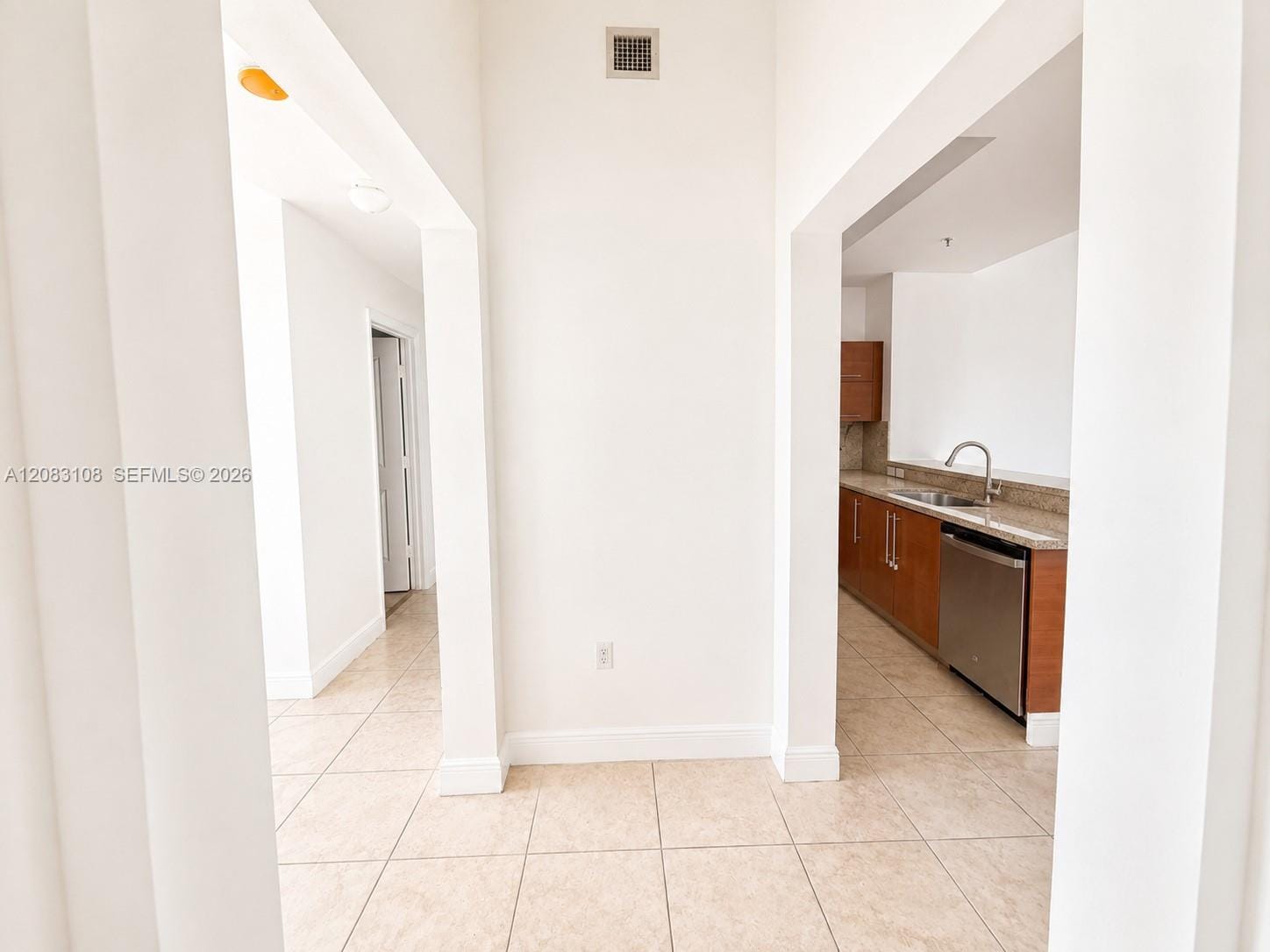 2681 N Flamingo Road 2705S — photo 12