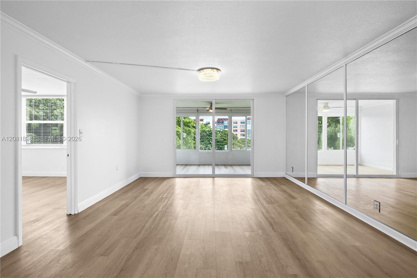 27 Abbey Lane 403, Delray Beach, FL 33446