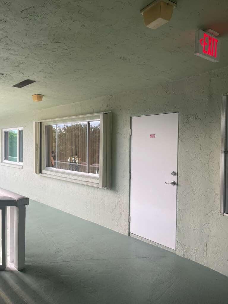 3100 SPRINGDALE Boulevard 308, Palm Springs, FL 33461