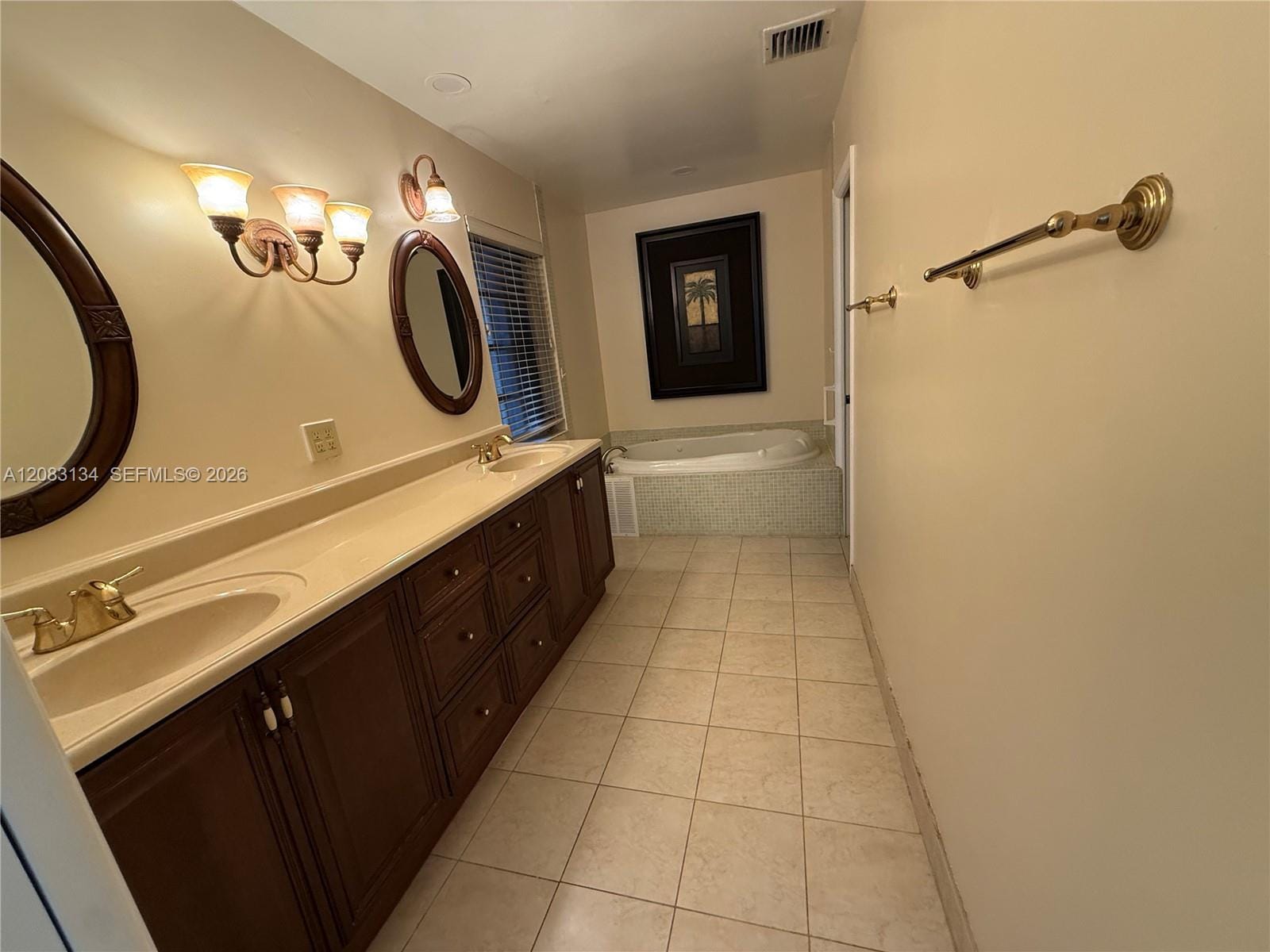 19233 E Lake Drive 19233, Hialeah, FL 33015 photo 15