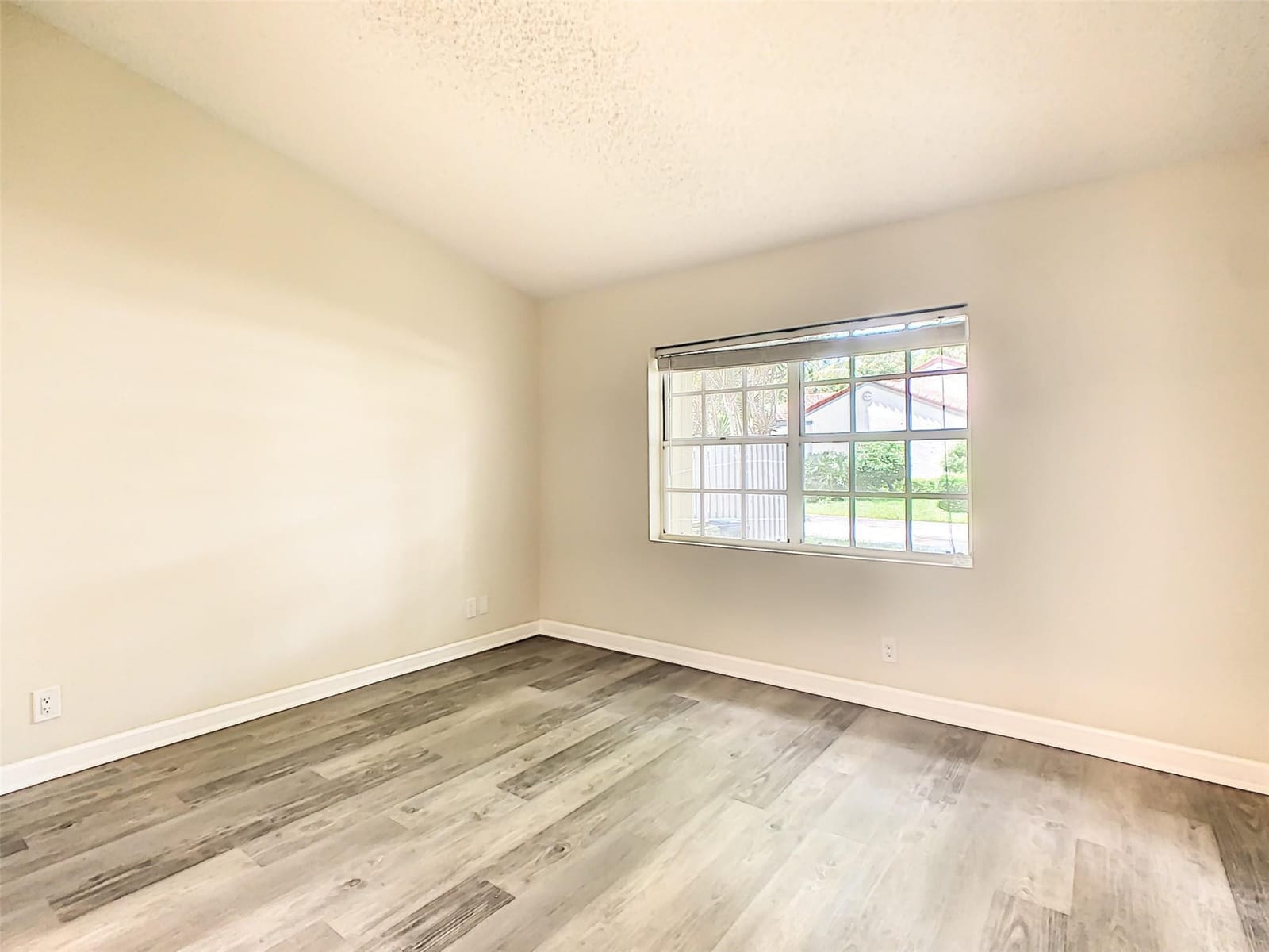 1370 COTTONWOOD Circle 18-3 — photo 11