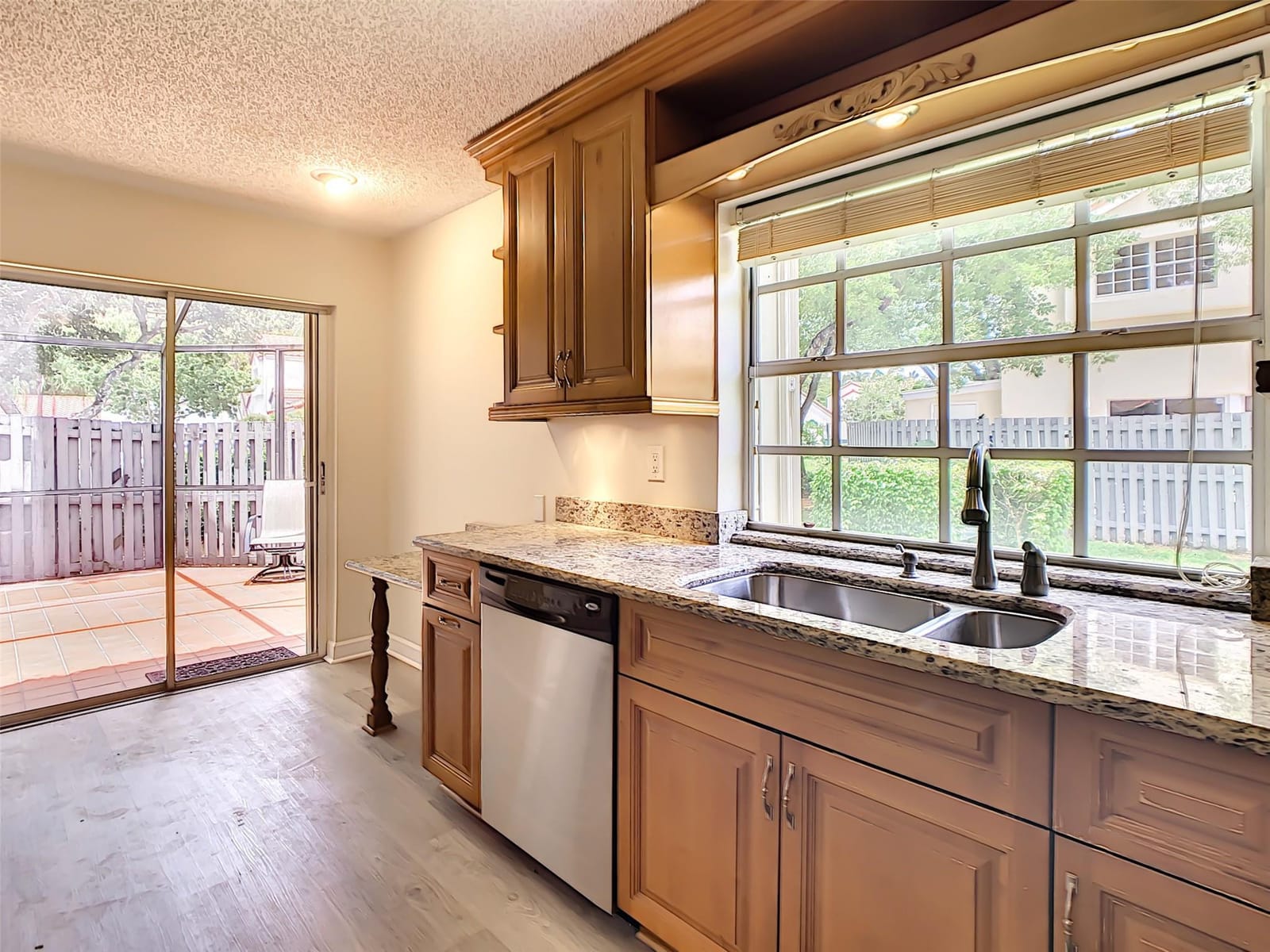 1370 COTTONWOOD Circle 18-3 — photo 7