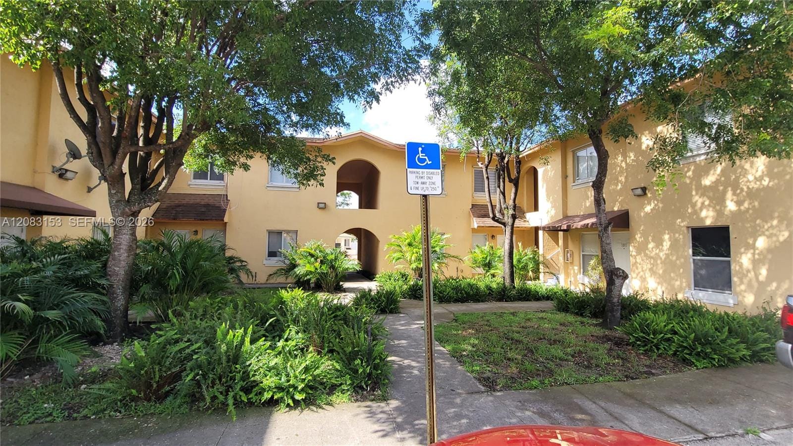 33 E 20th Street 203, Hialeah, FL 33010