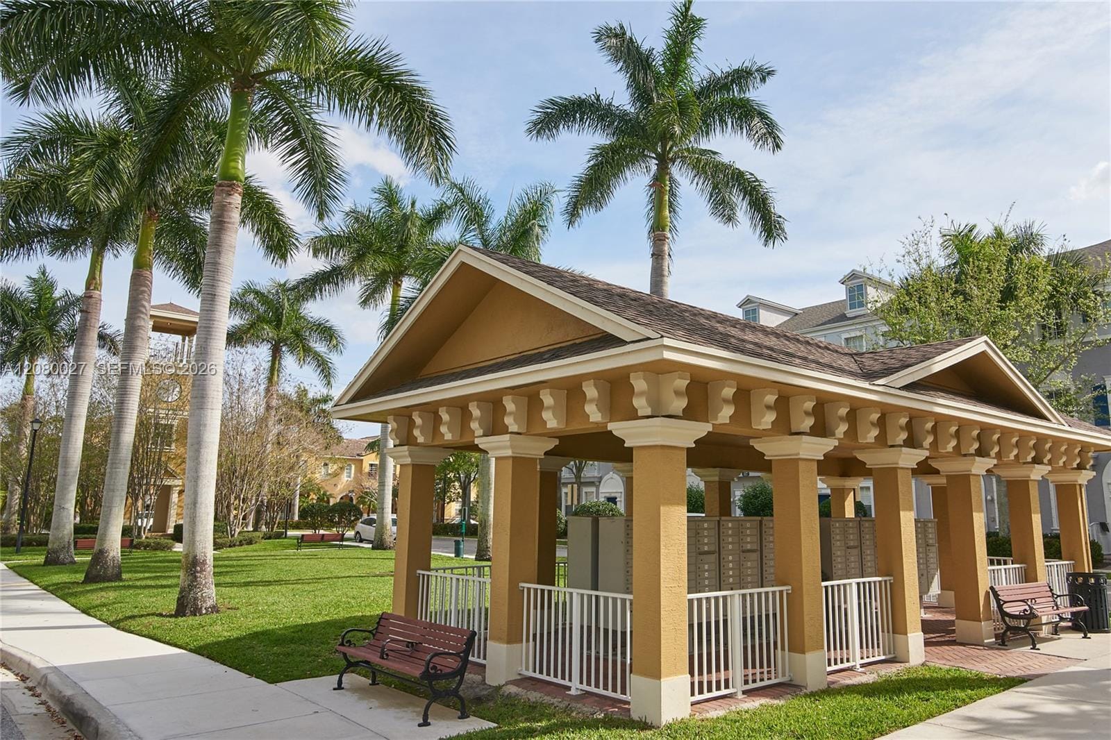 123 E Royal Palm Circle 105, Jupiter, FL 33458 photo 18