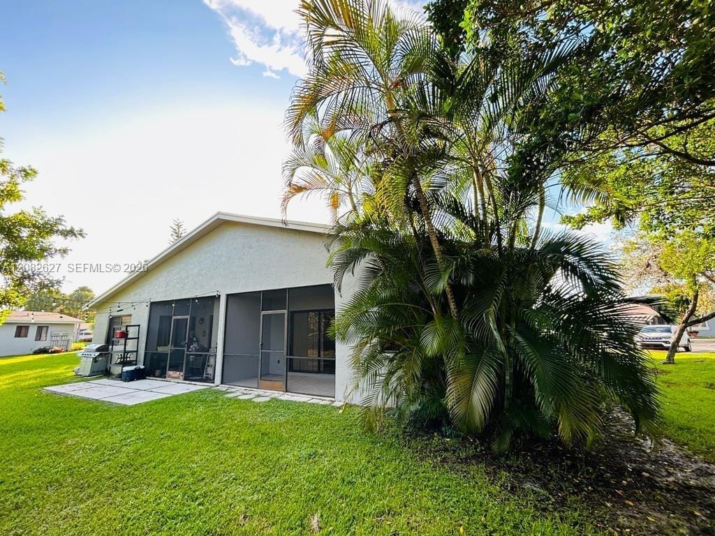 611 Racquet Club Road 1 — photo 12
