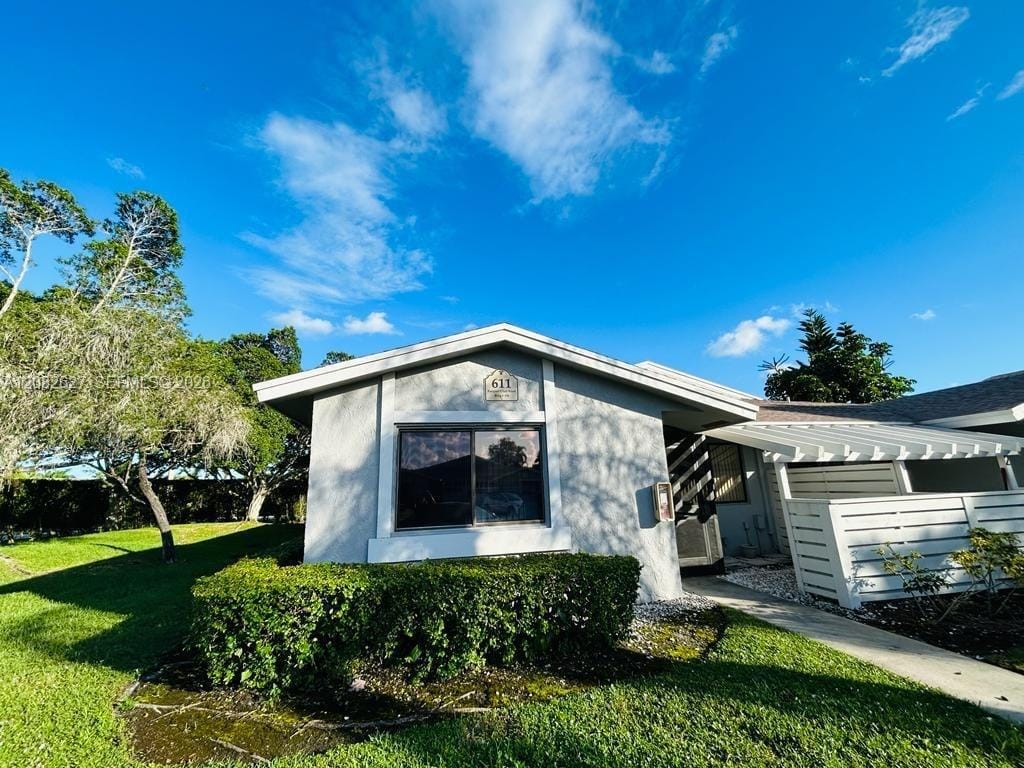 611 Racquet Club Road 1 — photo 3