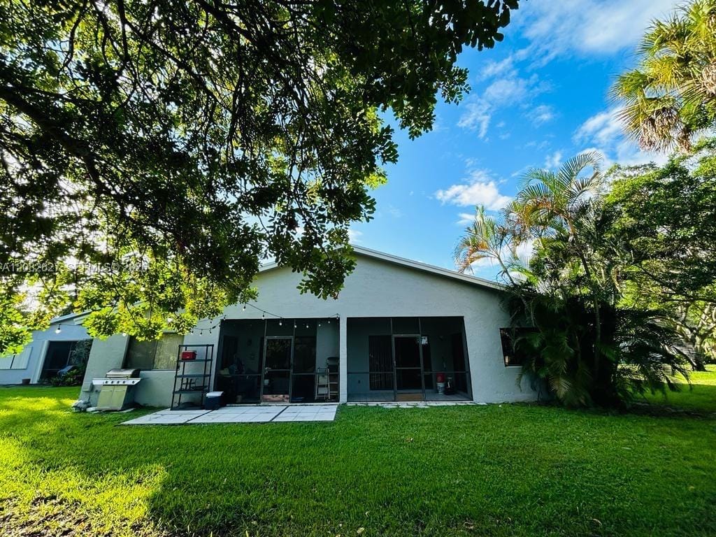 611 Racquet Club Road 1 — photo 6