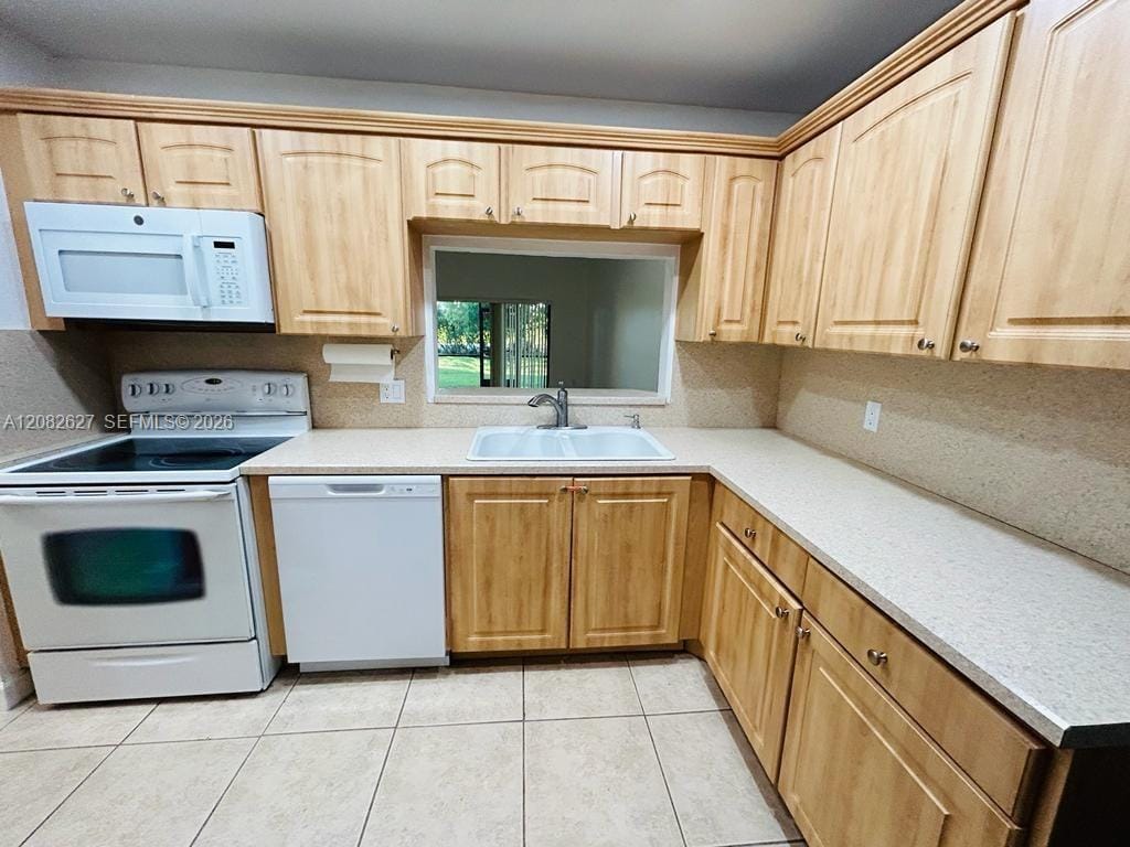 611 Racquet Club Road 1 — photo 8