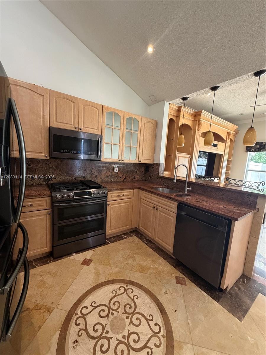 4305 SW 153rd Avenue — photo 3