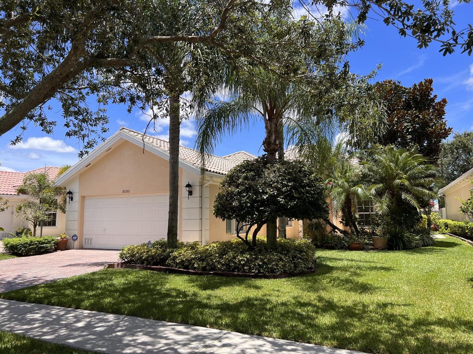 8095 LABORIE Lane, Wellington, FL 33414