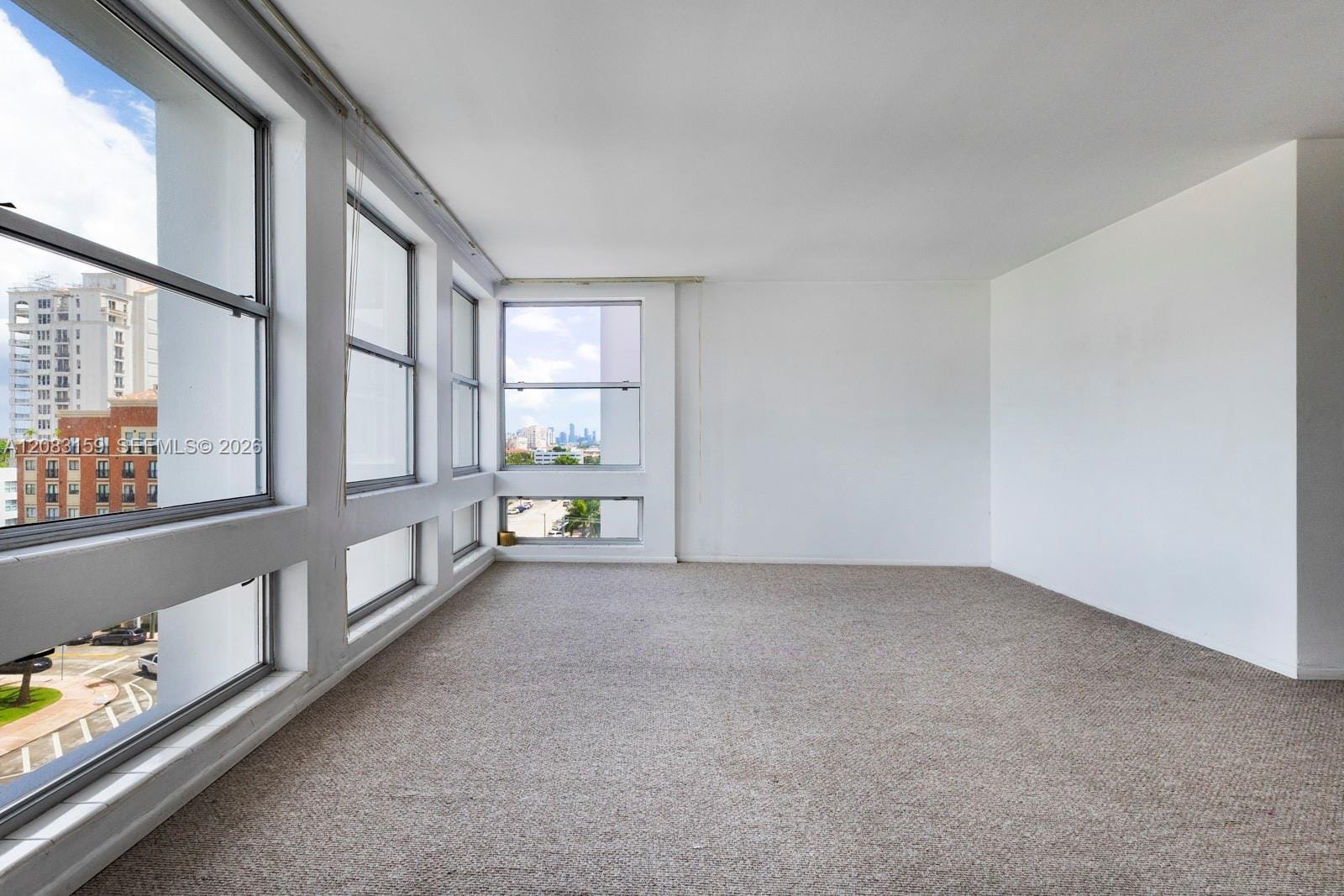 700 Biltmore Way 719 — photo 4