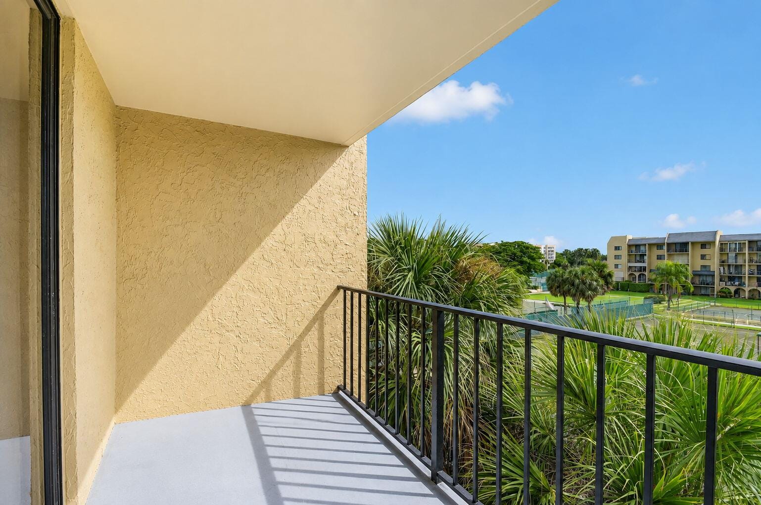 2786 TENNIS CLUB Drive 407 — photo 9