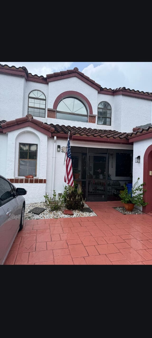 171 Island Way, Greenacres, FL 33413