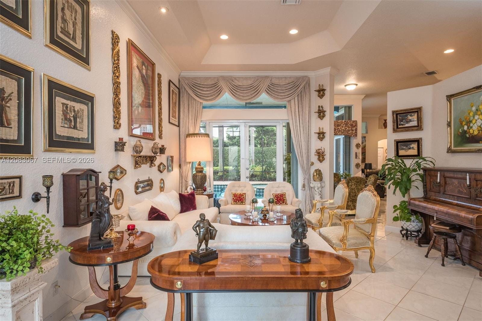 2552 Jardin Lane — photo 4