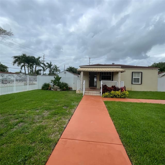 501 SE 7th Street A, Hialeah, FL 33010