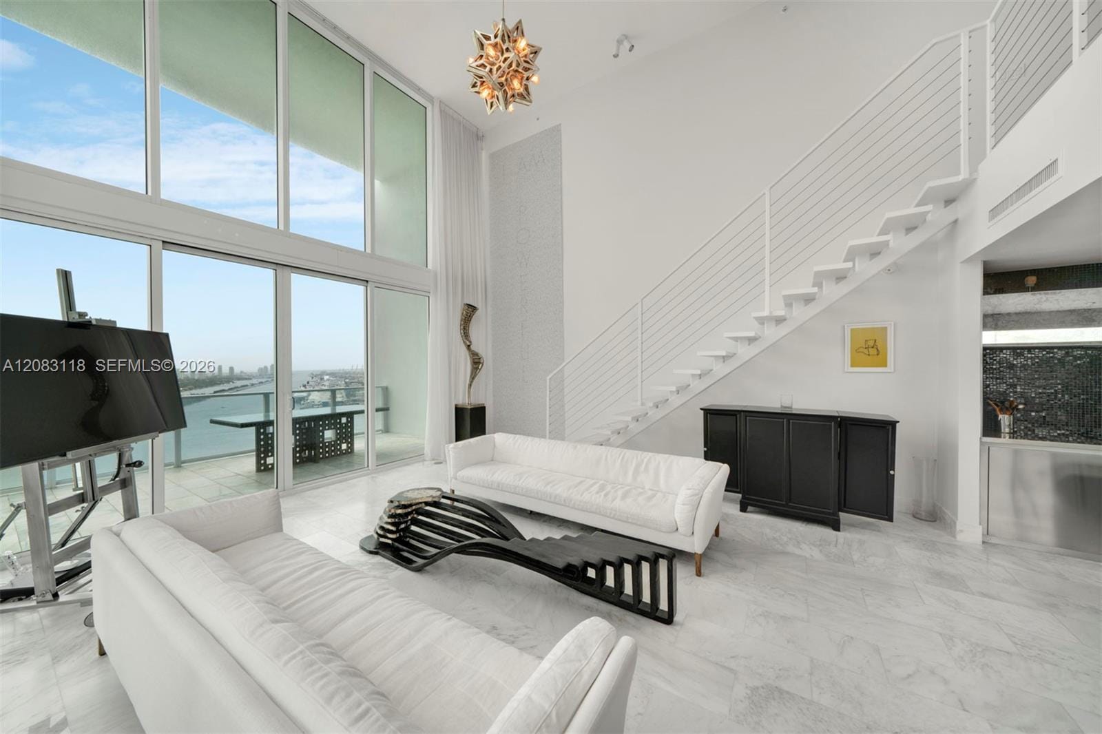 1040 Biscayne Boulevard 3304 — photo 2