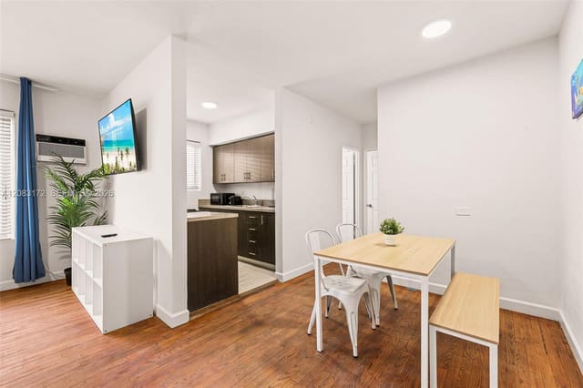 7340 Harding Avenue 11, Miami Beach, FL 33141