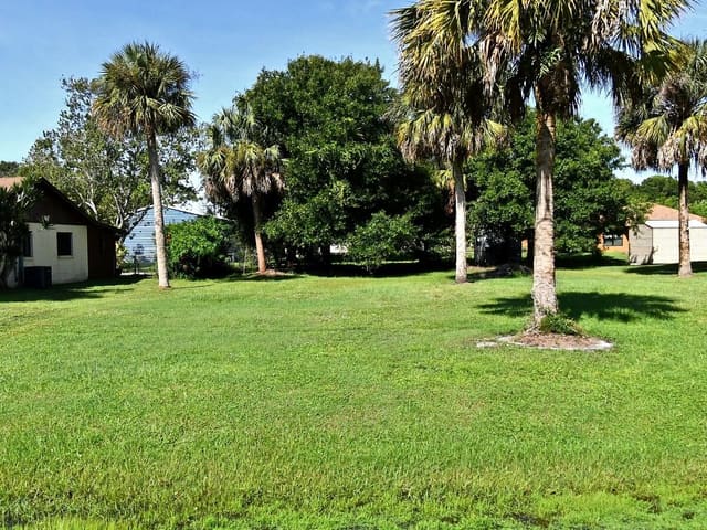 0 HICKORY, Fort Pierce, FL 34982