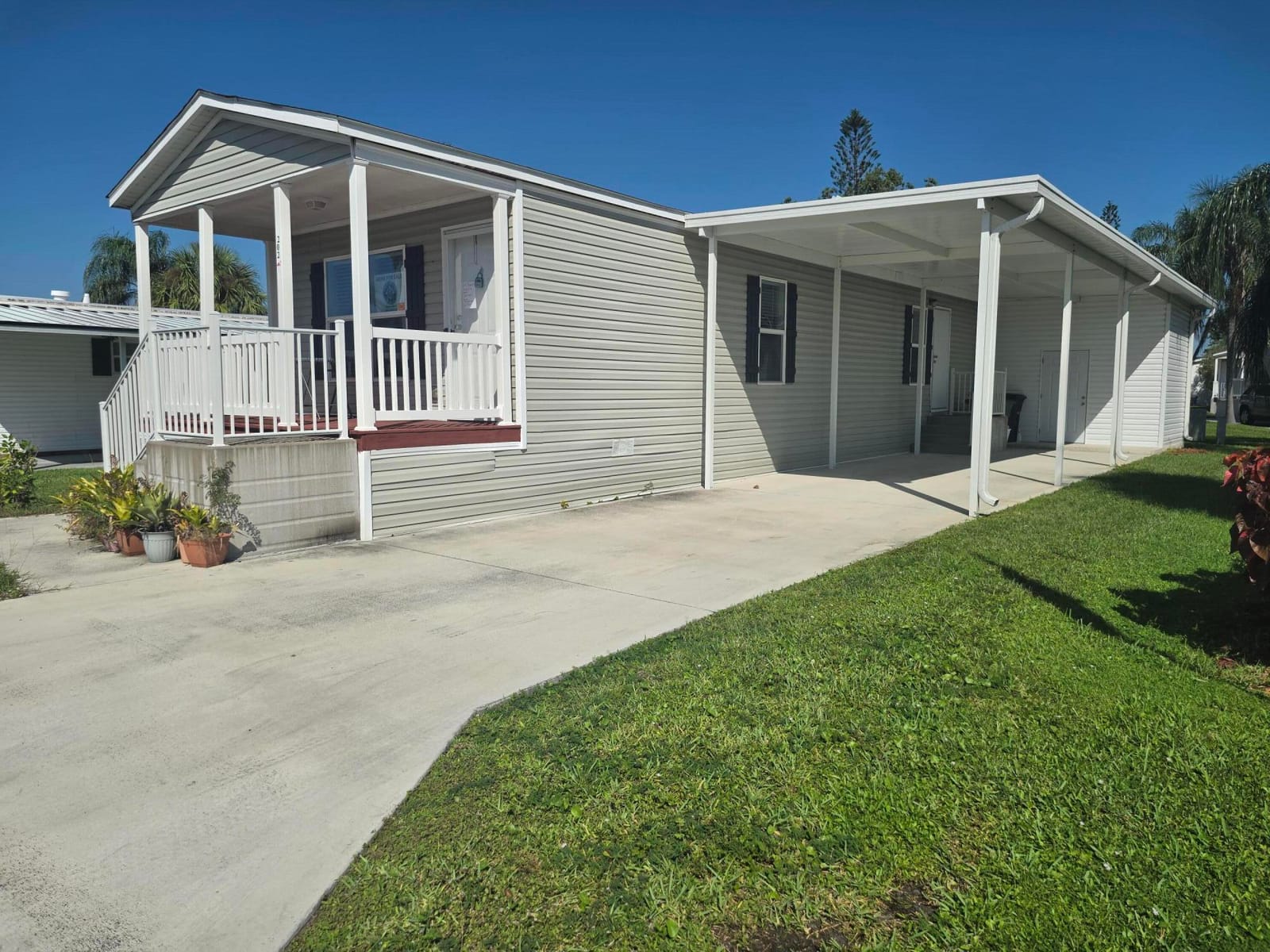 202 Flamingo Avenue, Fort Pierce, FL 34982 photo 2