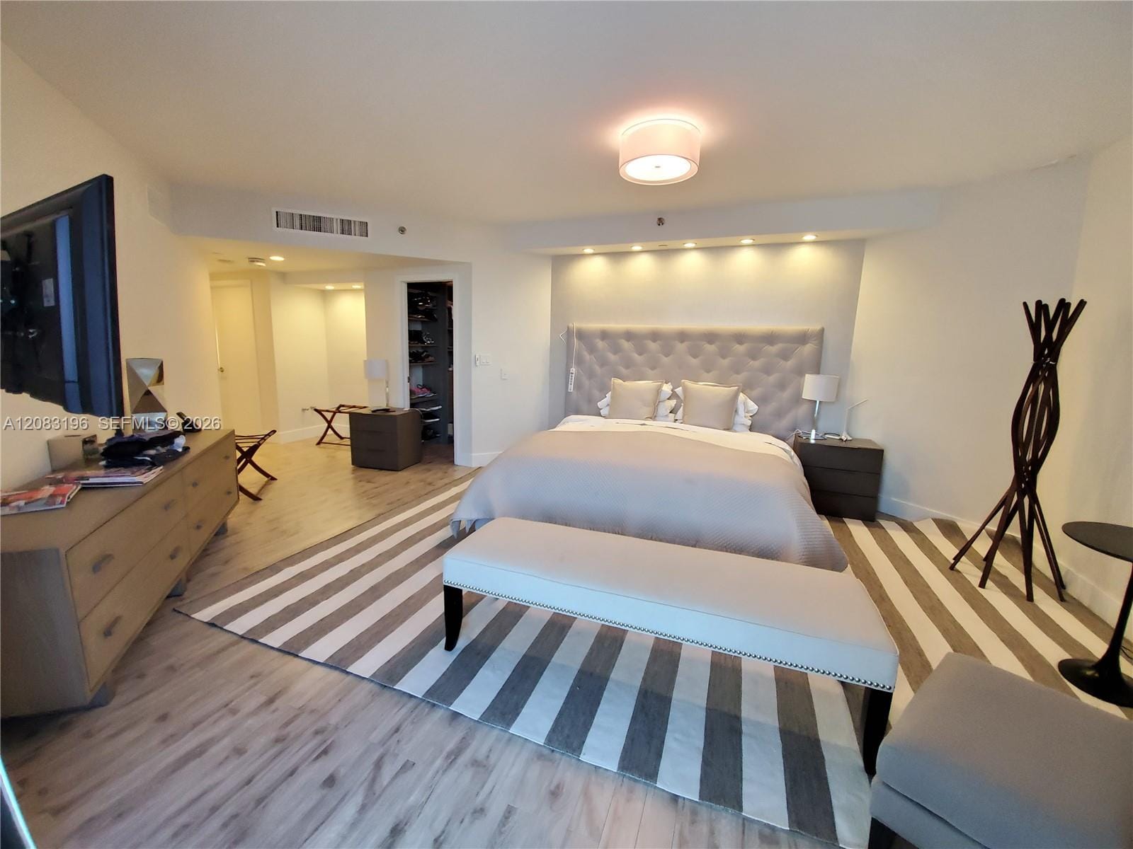 3000 Island Boulevard 2603, Aventura, FL 33160 photo 12