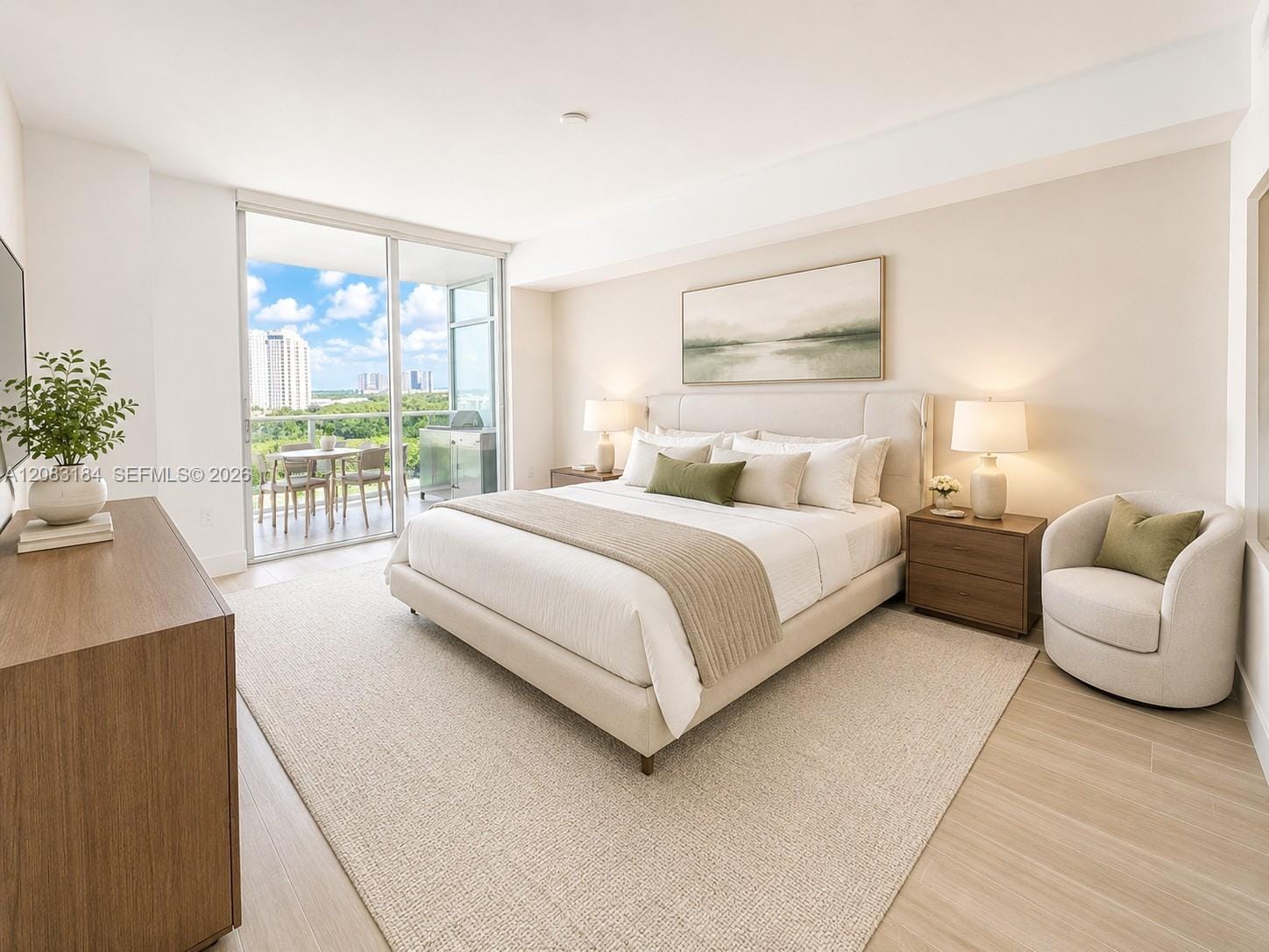 2411 Laguna Circle 709 — photo 8
